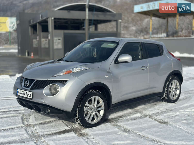 Внедорожник / Кроссовер Nissan Juke 2011 в Сваляве фото 10 Внедорожник / Кроссовер Nissan Juke 2011 в Сваляве
