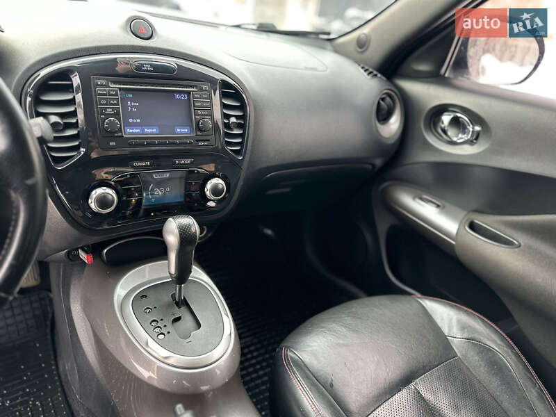 Внедорожник / Кроссовер Nissan Juke 2011 в Сваляве фото 32 Внедорожник / Кроссовер Nissan Juke 2011 в Сваляве