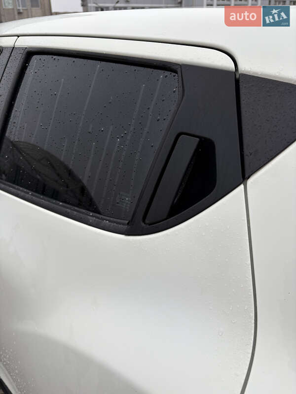 Позашляховик / Кросовер Nissan Juke 2012 в Дніпрі