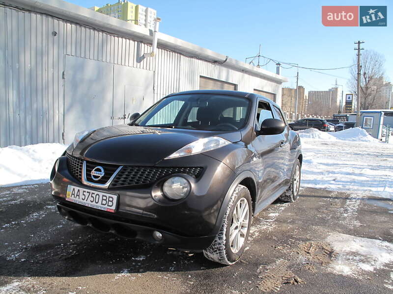 Позашляховик / Кросовер Nissan Juke 2011 в Києві