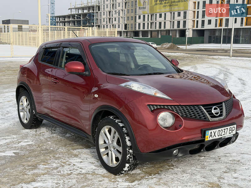 Позашляховик / Кросовер Nissan Juke 2012 в Харкові