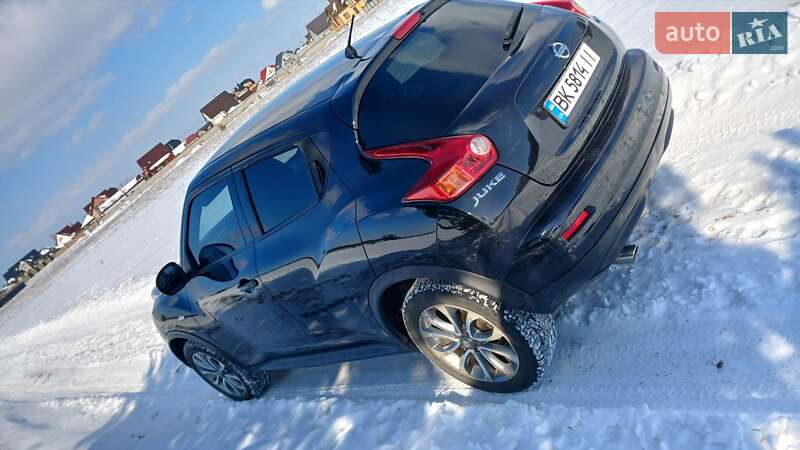 Внедорожник / Кроссовер Nissan Juke 2013 в Сарнах