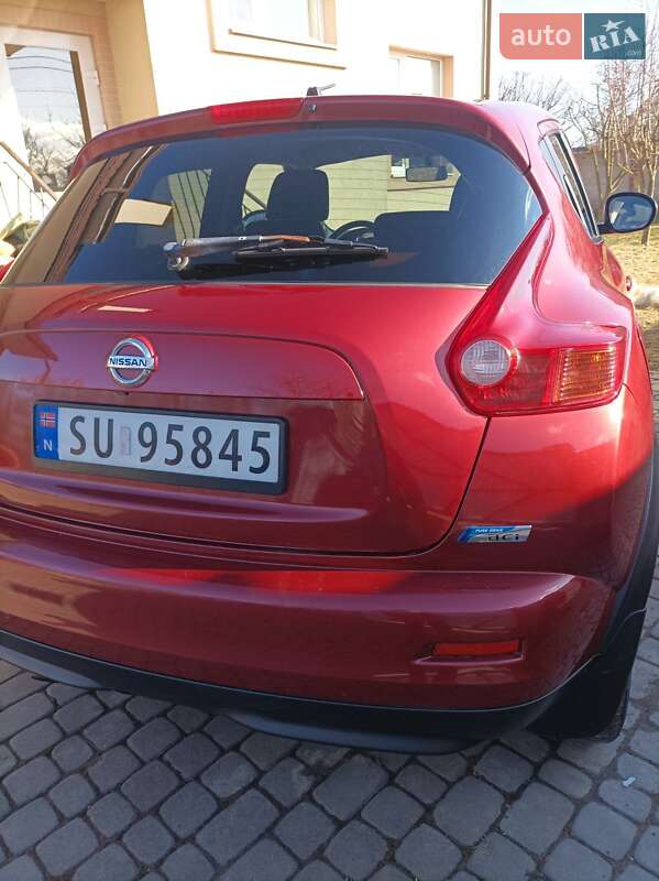 Внедорожник / Кроссовер Nissan Juke 2010 в Луцке