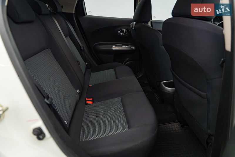 Позашляховик / Кросовер Nissan Juke 2017 в Києві