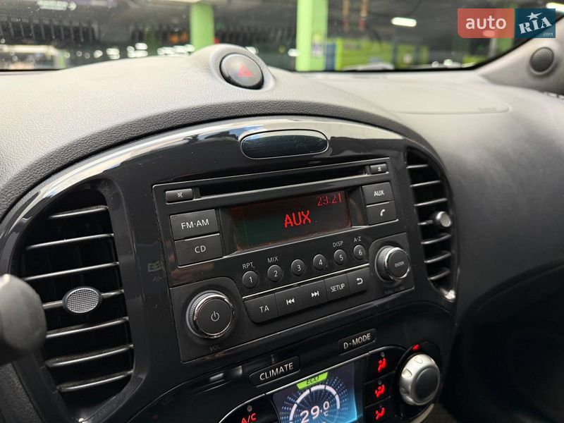 Внедорожник / Кроссовер Nissan Juke 2011 в Киеве