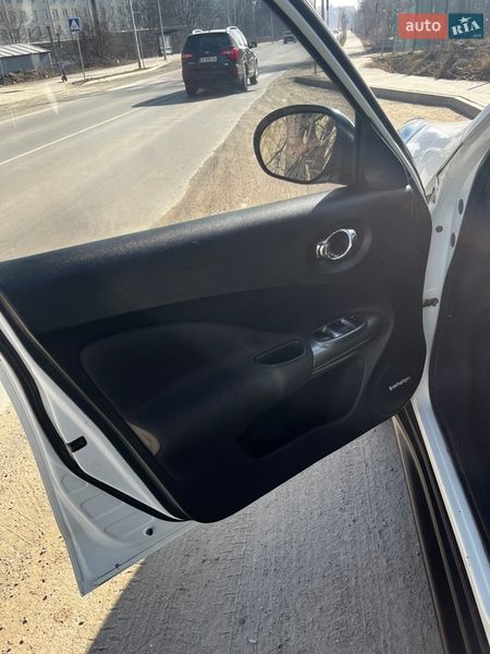 Внедорожник / Кроссовер Nissan Juke 2013 в Черновцах