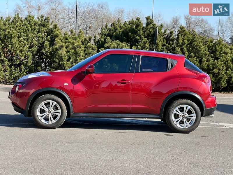 Внедорожник / Кроссовер Nissan Juke 2012 в Киеве