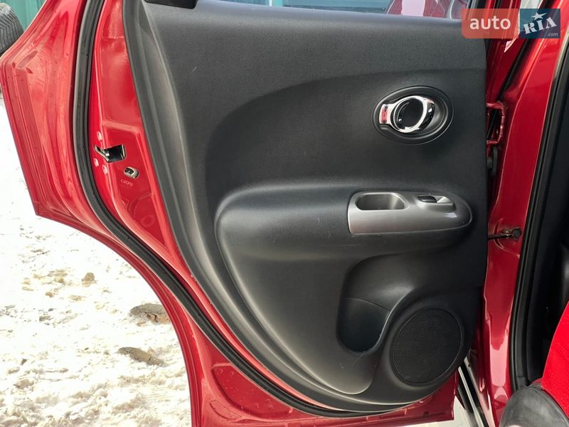 Внедорожник / Кроссовер Nissan Juke 2012 в Киеве