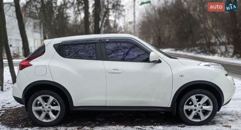 Позашляховик / Кросовер Nissan Juke 2013 в Києві