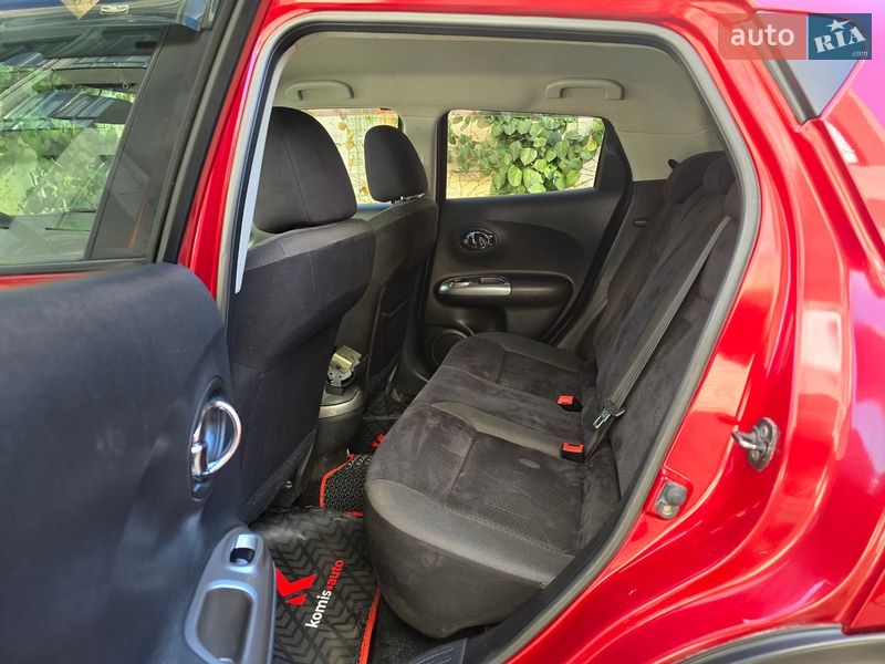 Внедорожник / Кроссовер Nissan Juke 2011 в Хмельницком