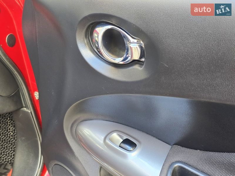 Внедорожник / Кроссовер Nissan Juke 2011 в Хмельницком