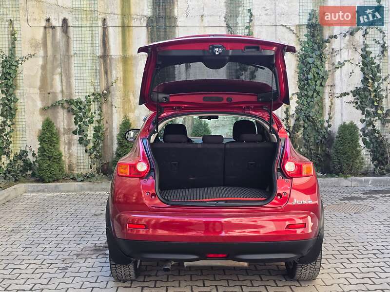 Внедорожник / Кроссовер Nissan Juke 2011 в Хмельницком