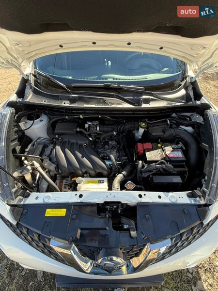 Позашляховик / Кросовер Nissan Juke 2016 в Первомайську