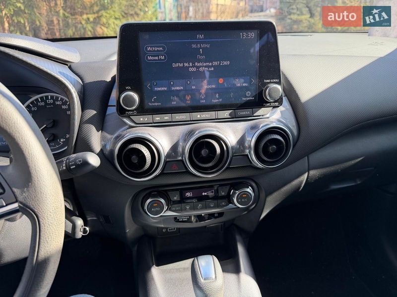 Внедорожник / Кроссовер Nissan Juke 2021 в Киеве