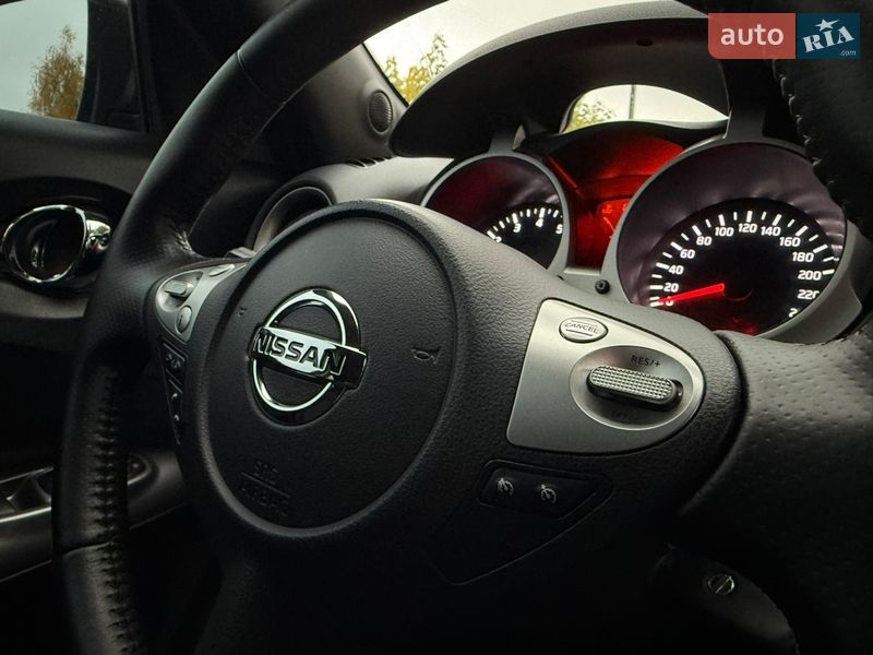 Внедорожник / Кроссовер Nissan Juke 2017 в Одессе