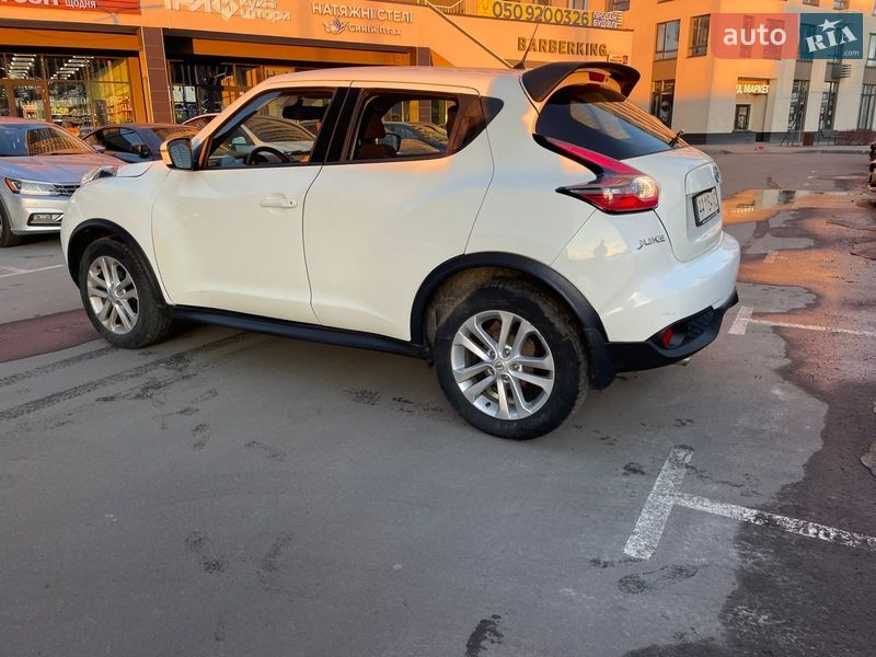 Внедорожник / Кроссовер Nissan Juke 2015 в Киеве