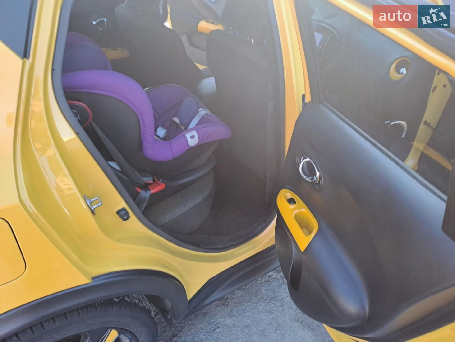 2017 Nissan Juke - мініатюра 13