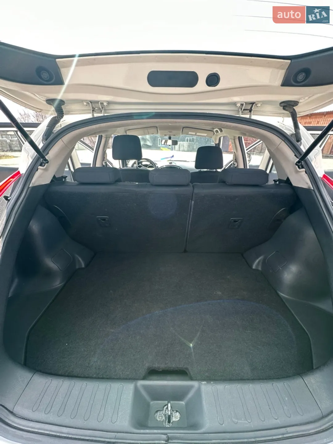 2012 Nissan Juke - мініатюра 12