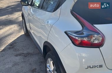 Внедорожник / Кроссовер Nissan Juke 2016 в Барышевке