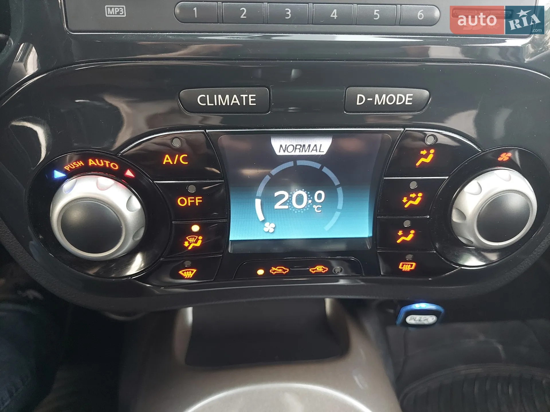 2011 Nissan Juke - мініатюра 22