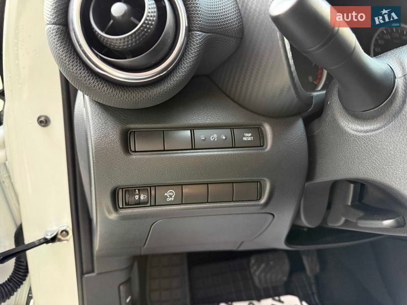 Позашляховик / Кросовер Nissan Juke 2021 в Львові