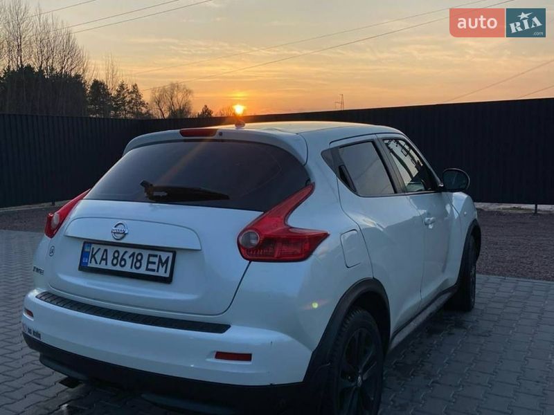 Позашляховик / Кросовер Nissan Juke 2013 в Києві