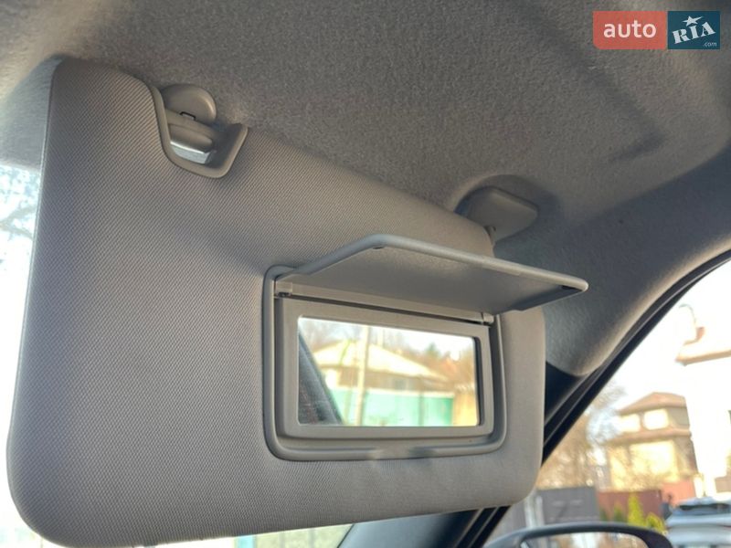 Внедорожник / Кроссовер Nissan Juke 2014 в Харькове