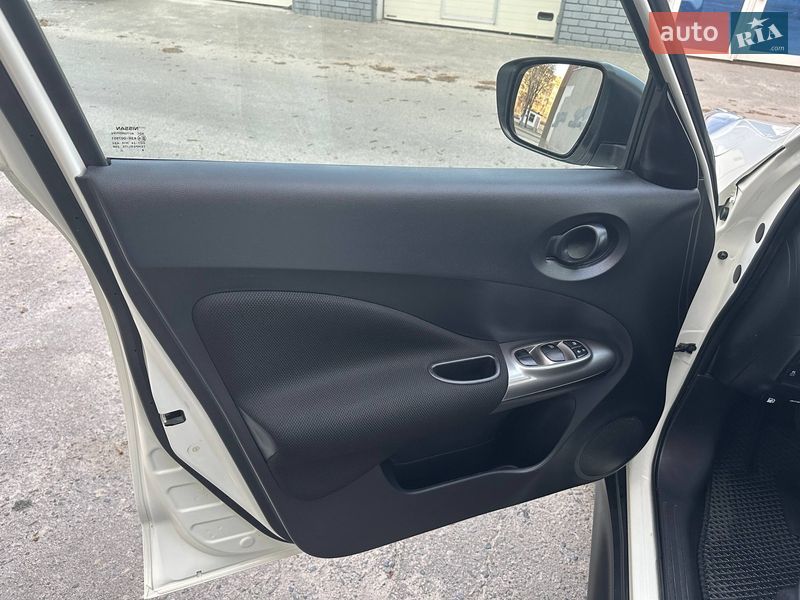 Внедорожник / Кроссовер Nissan Juke 2019 в Днепре