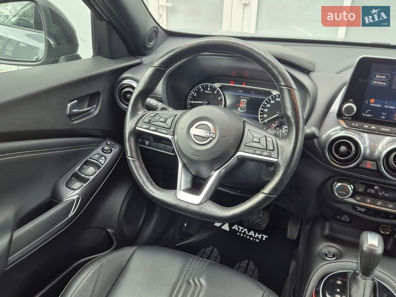 Внедорожник / Кроссовер Nissan Juke 2023 в Киеве