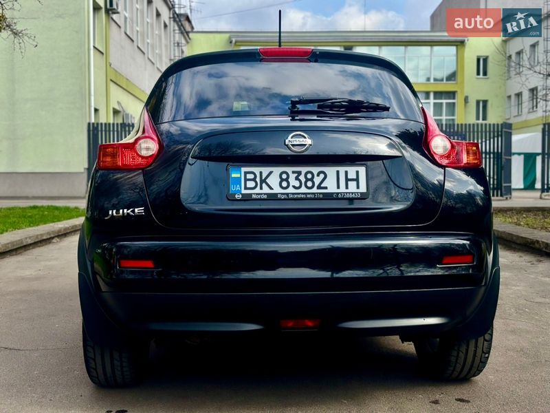 Внедорожник / Кроссовер Nissan Juke 2012 в Ровно