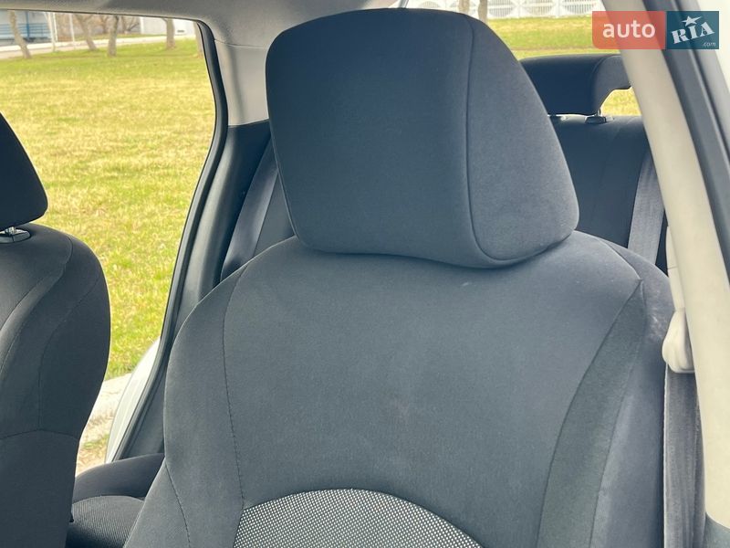 Внедорожник / Кроссовер Nissan Juke 2012 в Ровно фото 30 Внедорожник / Кроссовер Nissan Juke 2012 в Ровно