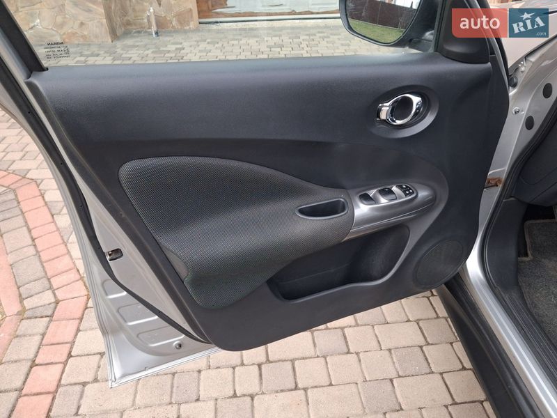 Позашляховик / Кросовер Nissan Juke 2011 в Калуші