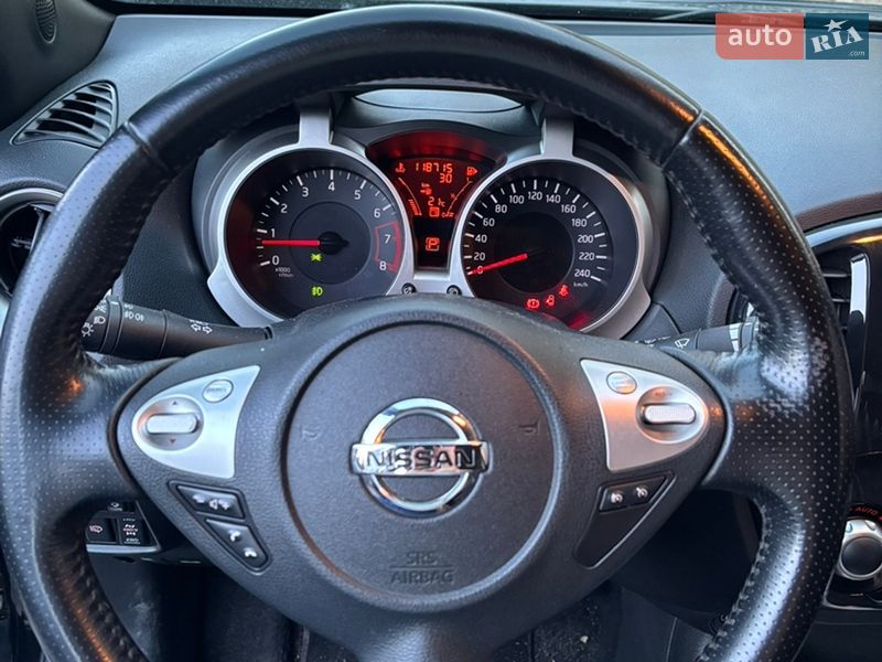 Позашляховик / Кросовер Nissan Juke 2011 в Києві