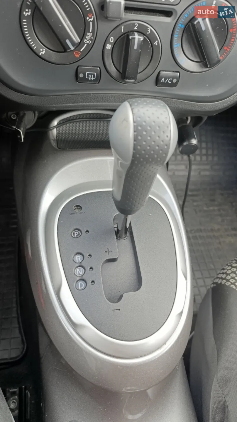 2016 Nissan Juke - мініатюра 13