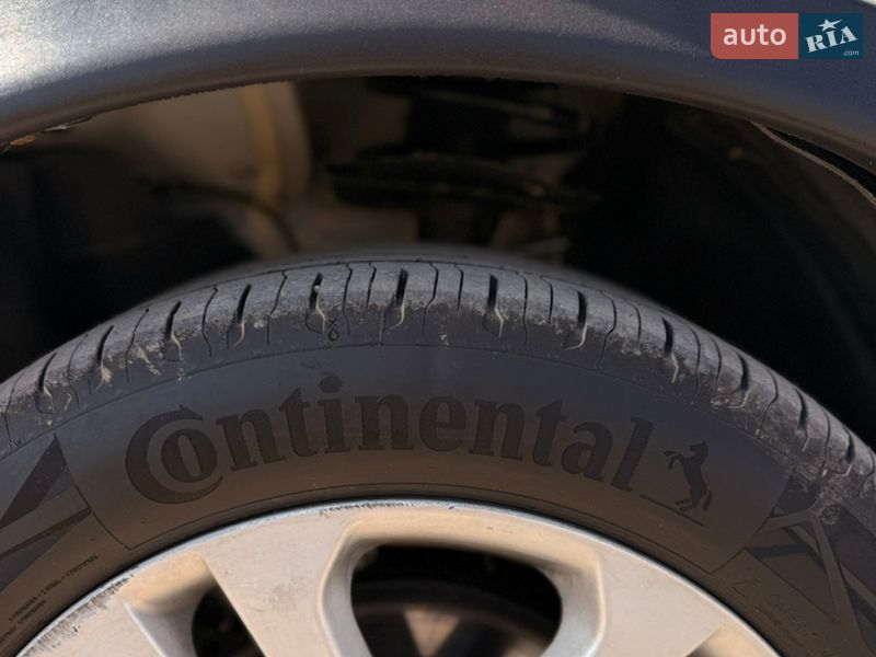 Внедорожник / Кроссовер Nissan Juke 2012 в Черновцах фото 11 Внедорожник / Кроссовер Nissan Juke 2012 в Черновцах