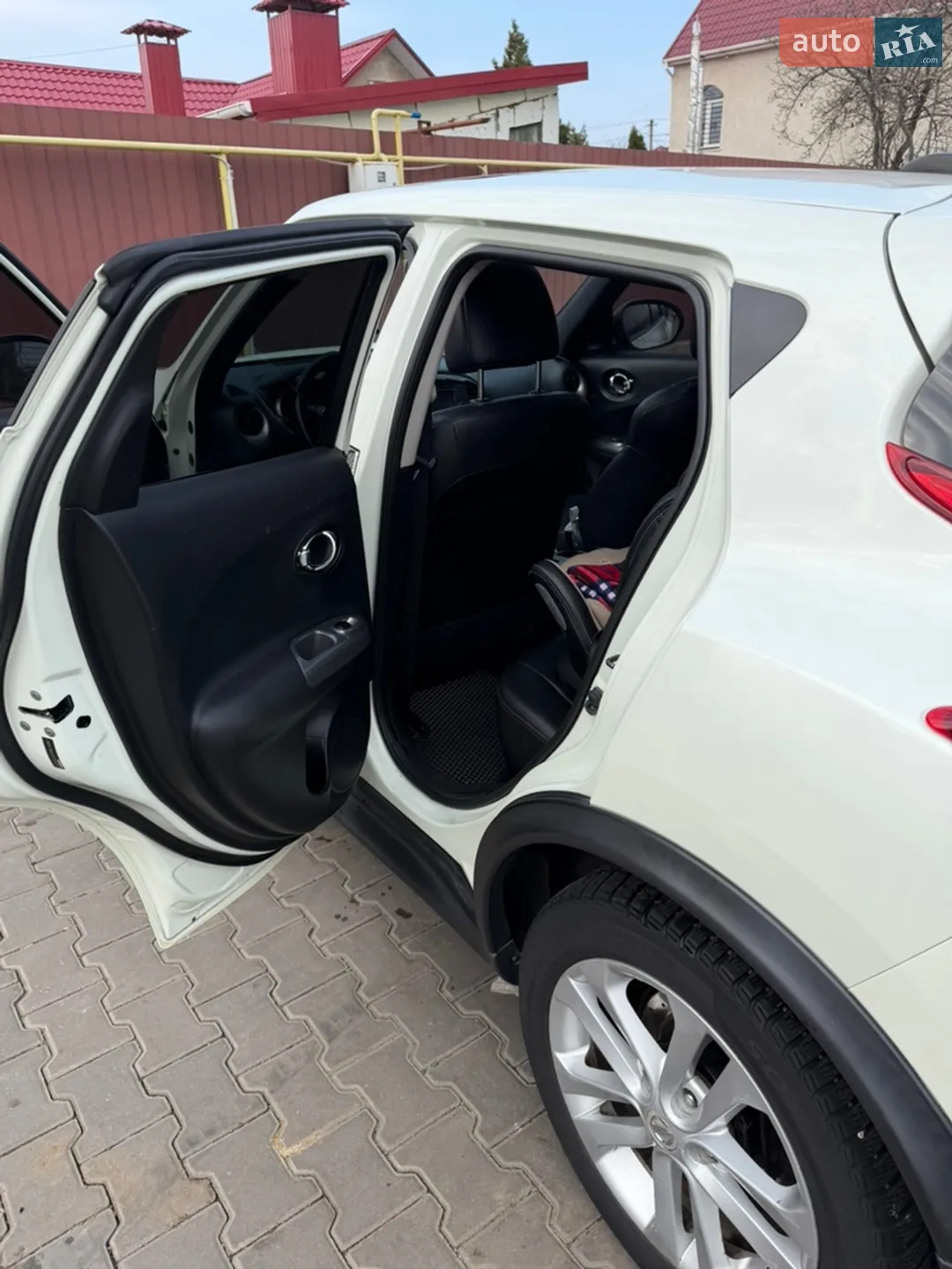 2010 Nissan Juke - мініатюра 18