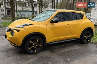 Позашляховик / Кросовер Nissan Juke 2015 в Києві