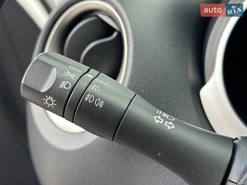 Позашляховик / Кросовер Nissan Juke 2016 в Дніпрі фото 35 Позашляховик / Кросовер Nissan Juke 2016 в Дніпрі