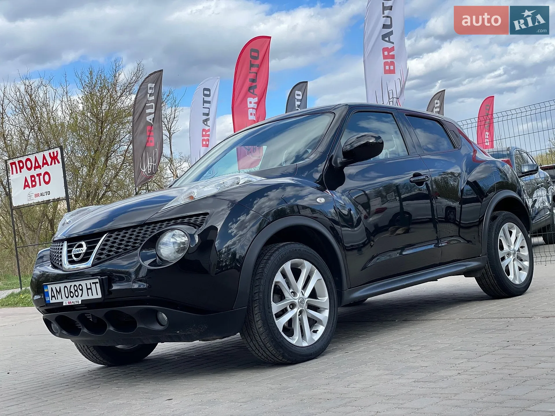 2010 Nissan Juke - мініатюра 2