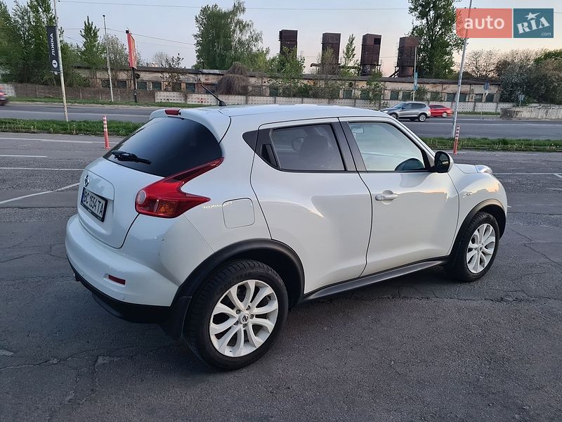 Внедорожник / Кроссовер Nissan Juke 2011 в Львове