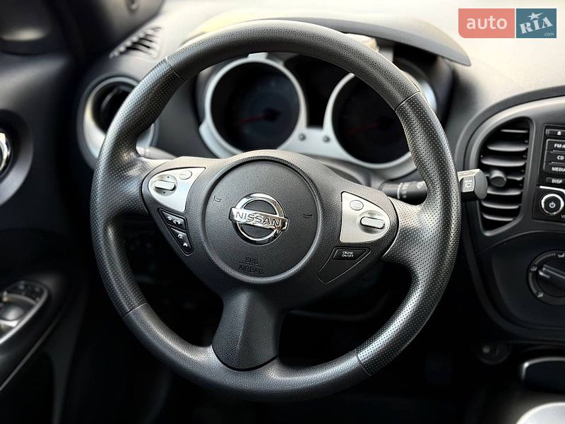 Внедорожник / Кроссовер Nissan Juke 2015 в Днепре