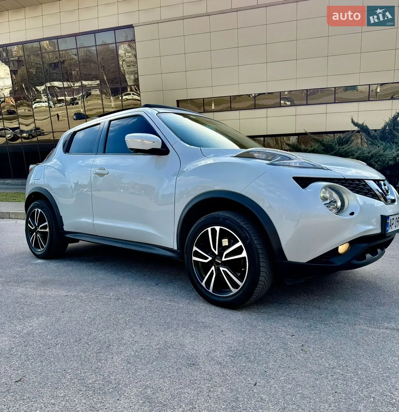 2015 Nissan Juke - мініатюра 10