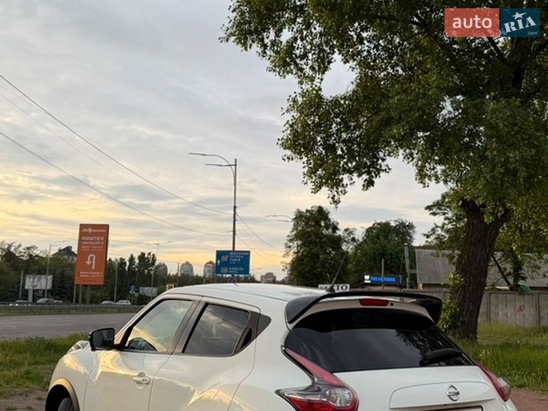 Позашляховик / Кросовер Nissan Juke 2019 в Києві
