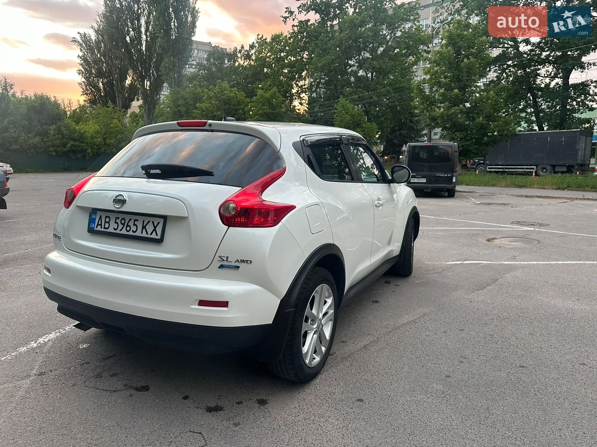 2014 Nissan Juke - мініатюра 2