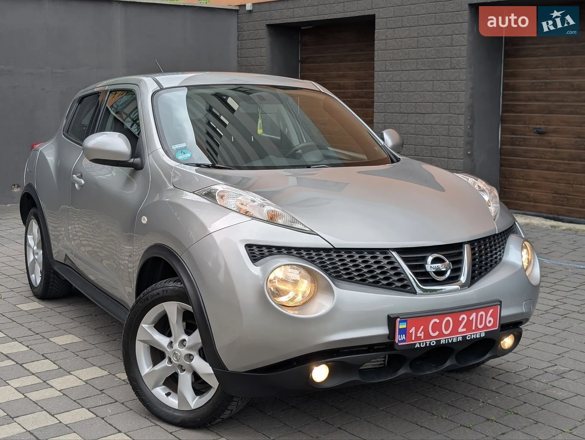 2011 Nissan Juke - мініатюра 2