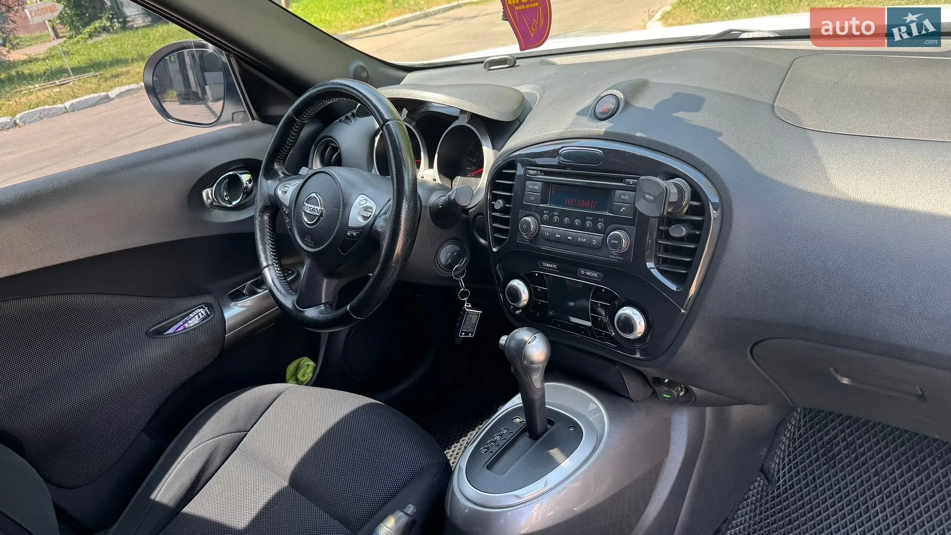 2012 Nissan Juke - мініатюра 11
