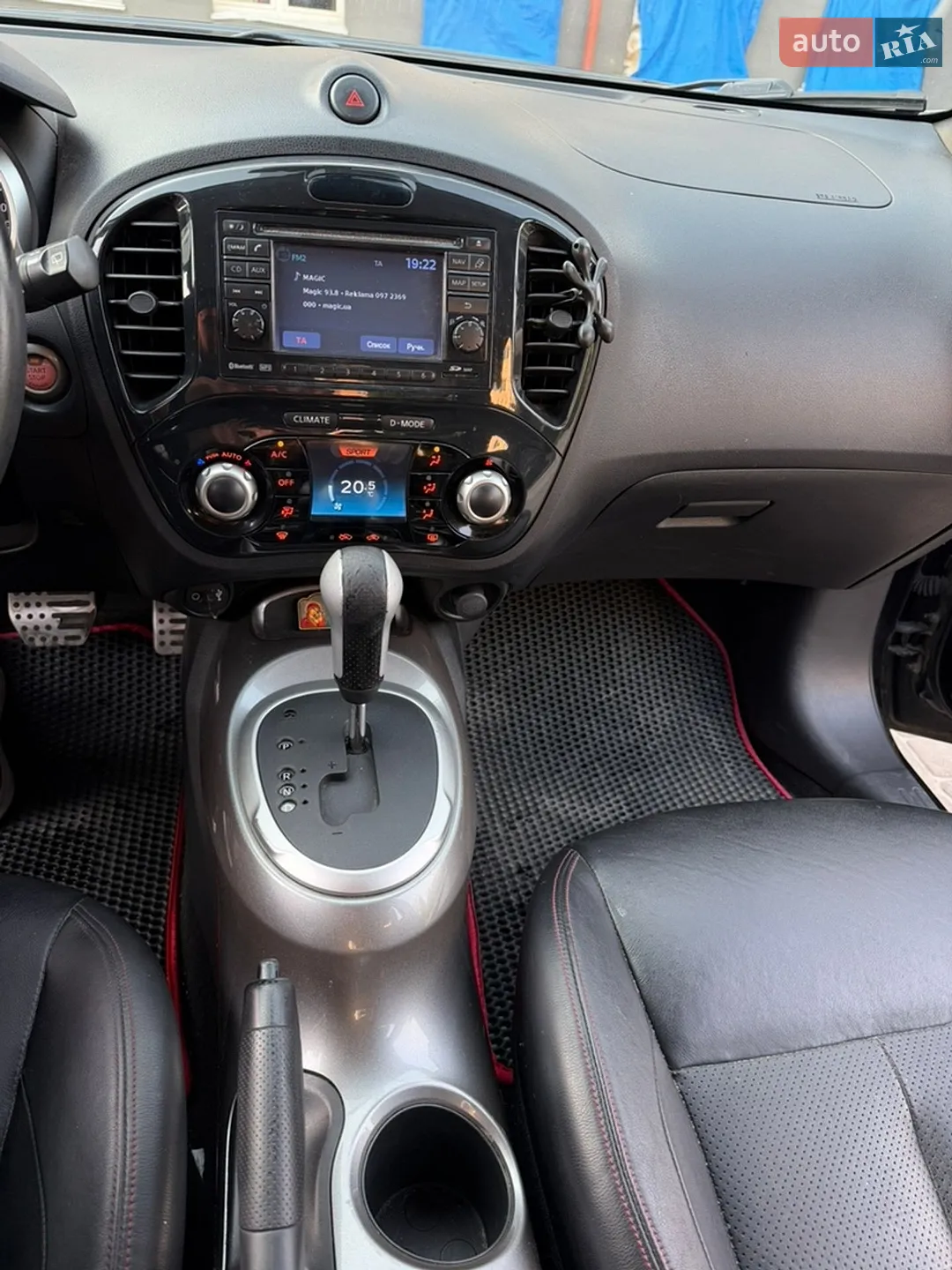 2011 Nissan Juke - мініатюра 21