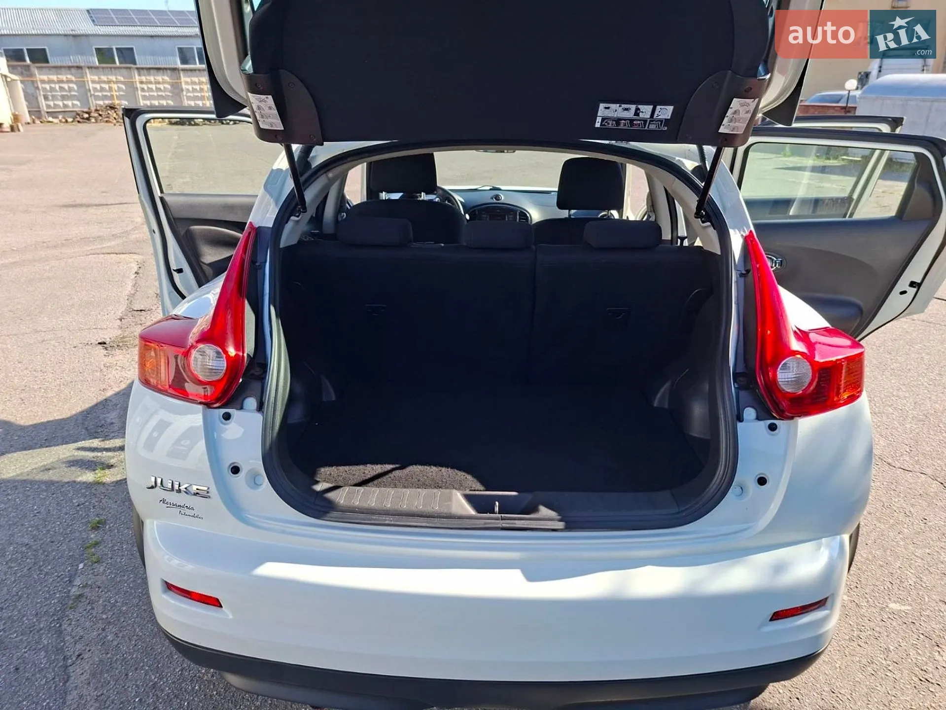 2011 Nissan Juke - мініатюра 15