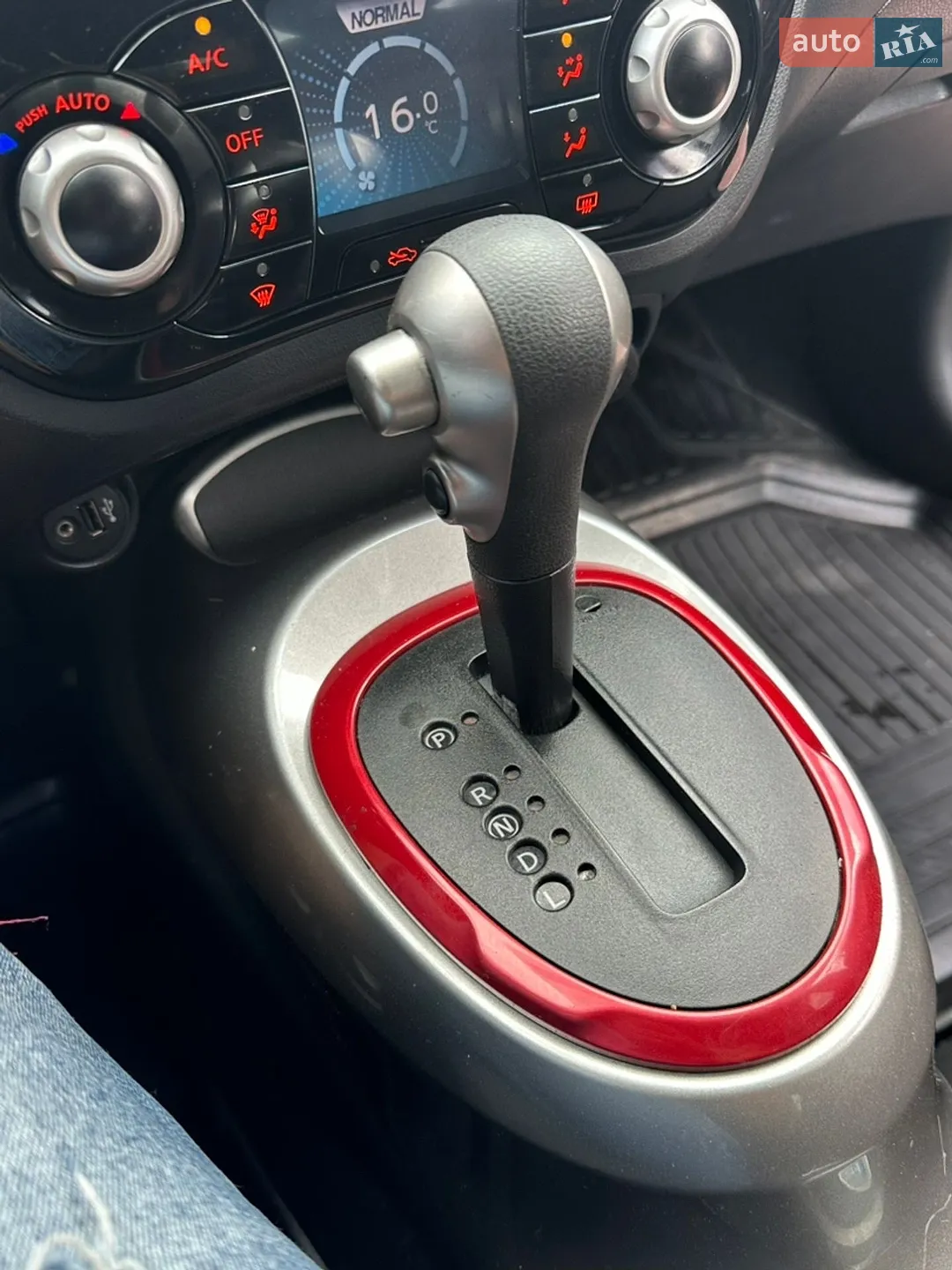 2013 Nissan Juke - мініатюра 26