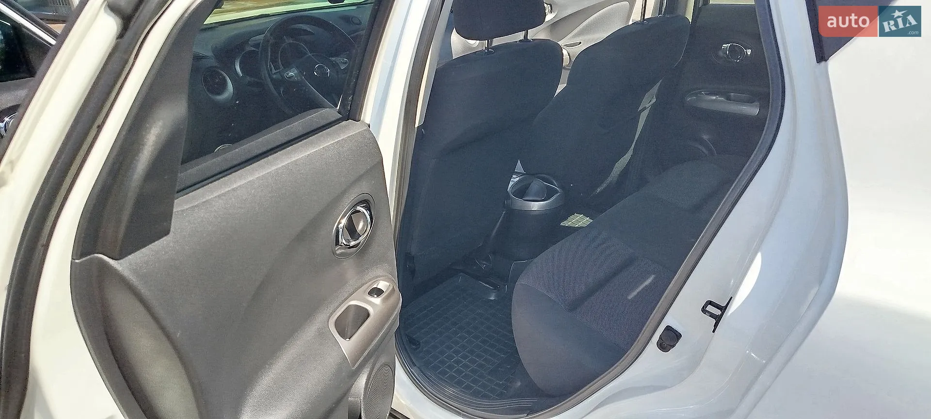 2013 Nissan Juke - мініатюра 23